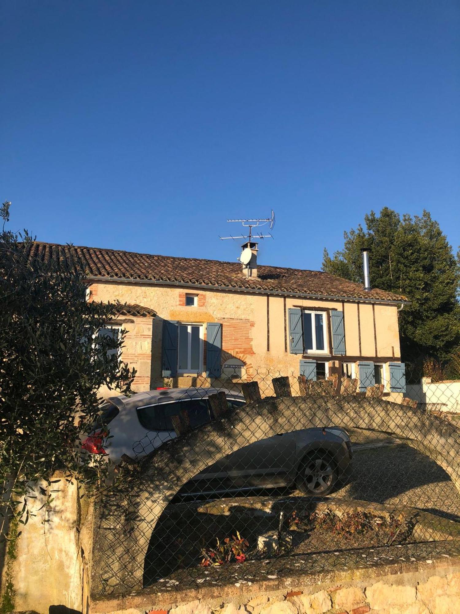 La Fezendes Bed and Breakfast Miradoux Εξωτερικό φωτογραφία